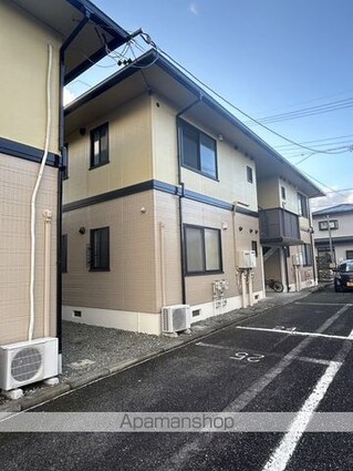 長野県長野市稲里町中央３丁目[3DK/54.81m2]の駐車場1
