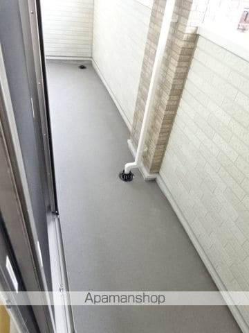 フォレスタIの内装写真
