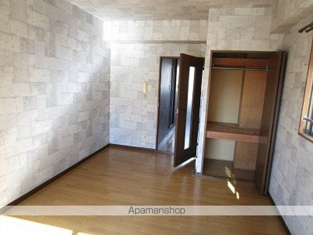 フォレスト優の内装写真