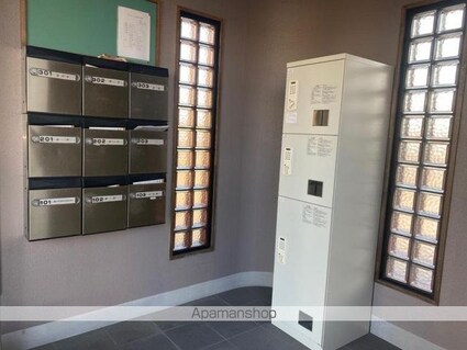 レイクサイド太田[1DK/42m2]の共用部3