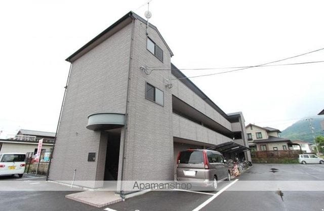 フォブールトロワやくりAの外観写真