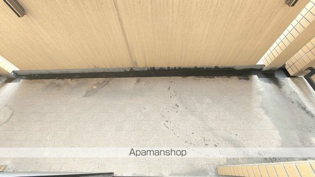 リードインアイエスヒラノの内装写真