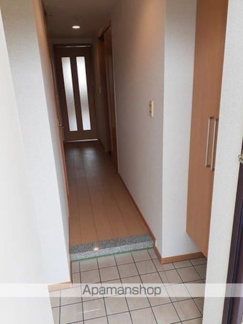 モデラート[1K/30.96m2]の玄関