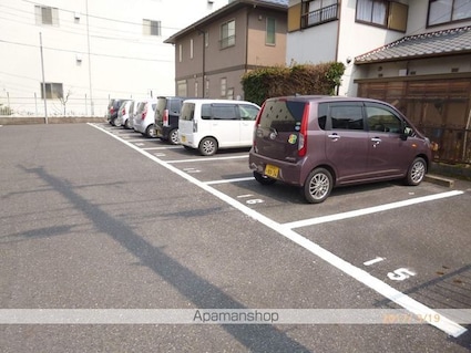 アネックスモリヤマＣ棟[2LDK/48m2]の駐車場2