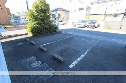 フォブール屋島Ａ[2LDK/52.99m2]の駐車場