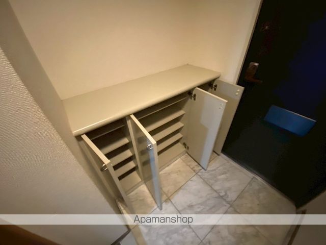 ヒューマンズ沖野上の内装写真
