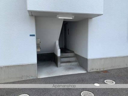 メゾン・ド・シスクルール[3DK/55.21m2]のエントランス