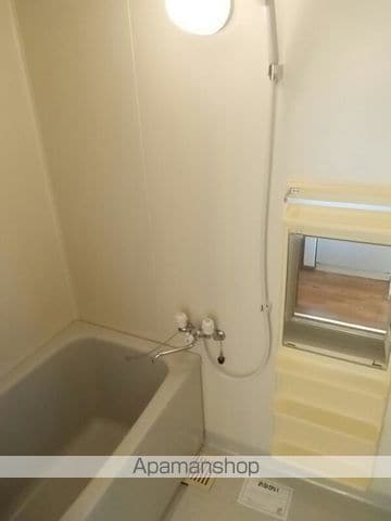 ラ・ファミリアの内装写真