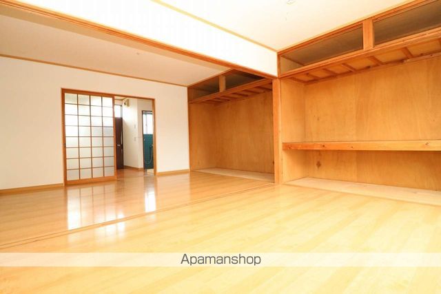 山崎マンションの内装写真