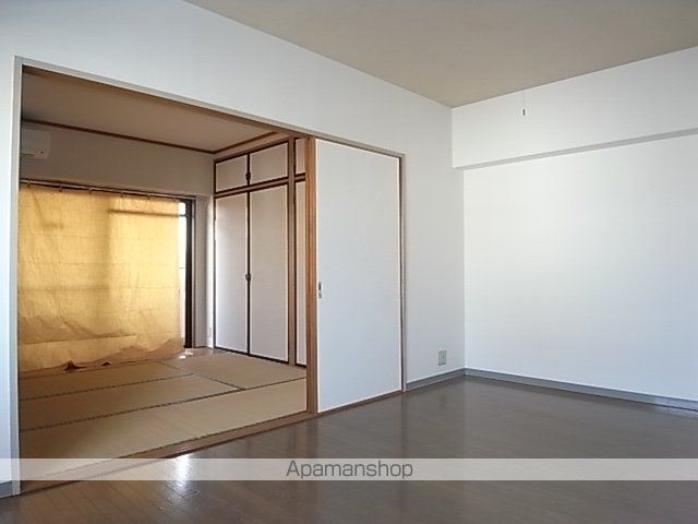 T’S COURT TOKUYAの内装写真