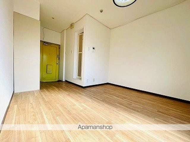 ビッグバーンズマンション高殿の内装写真