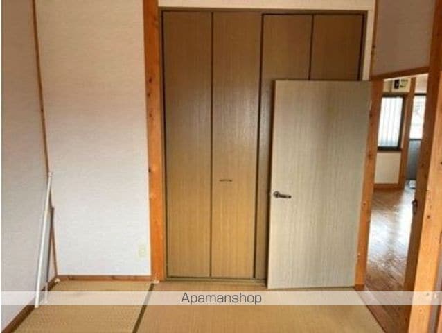 殖木崎野アパートの内装写真