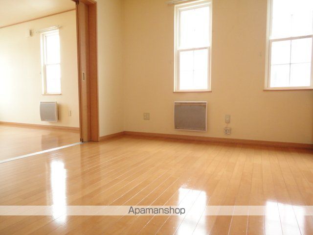 CASA西町グランデA棟の内装写真