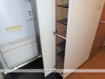 レオパレス松代海津[1K/22.35m2]の玄関2