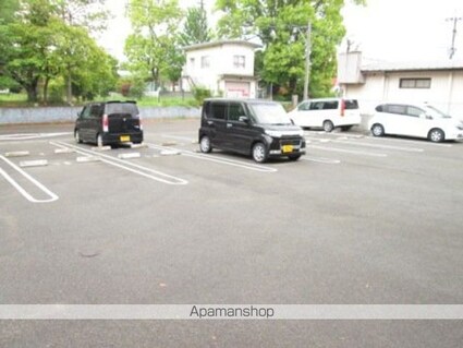 ユーミーコアラ[2LDK/53.01m2]の駐車場