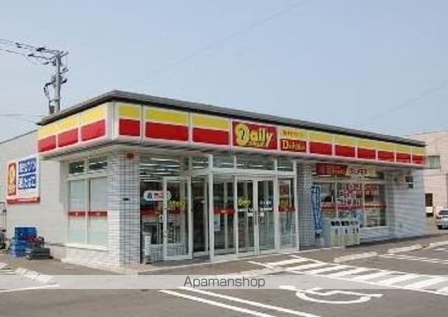 レオパレスビューティフルメナドの周辺写真