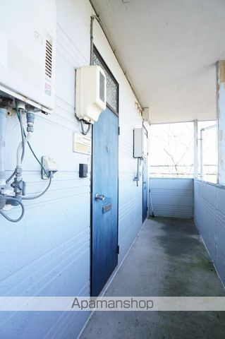 ジンヤビラの玄関写真