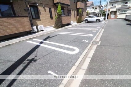 ロジュマントヨキ[1LDK/46.28m2]の駐車場1