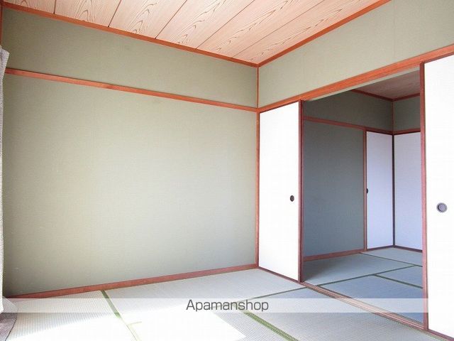 グリーンマンションの内装写真