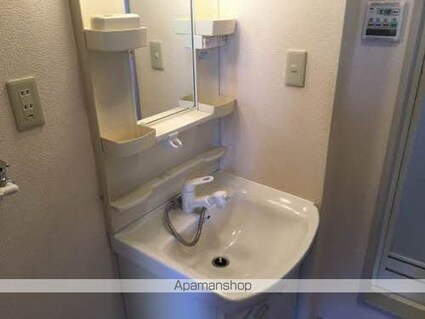 福島県福島市南沢又字畑田[1LDK/42.7m2]の洗面所