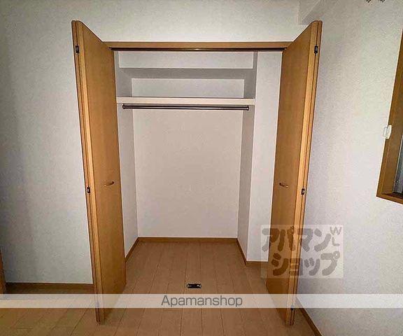 コンフォレスト三条の内装写真