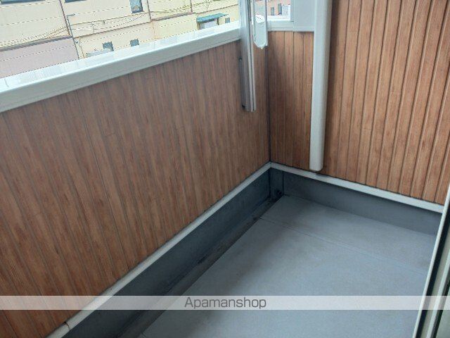 Dia Crane IIIBの内装写真