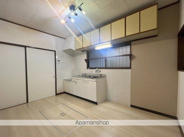伊勢崎市大手町貸家の内装写真