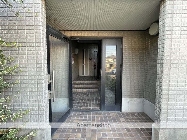 シャンクレールよもぎ台.の玄関写真