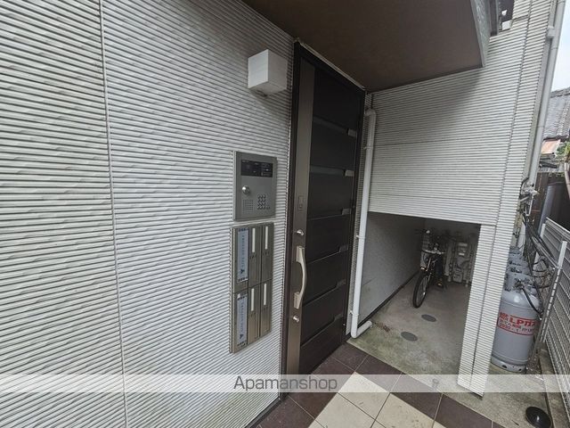 PRIMAVERA WESTの玄関写真