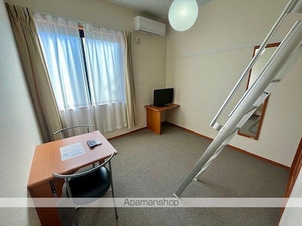 レオパレス東町[1K/20.28m2]のリビング・居間2