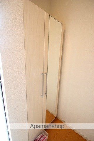 アイソンの内装写真