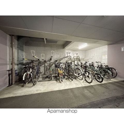 コレクション名駅IIIの内装写真