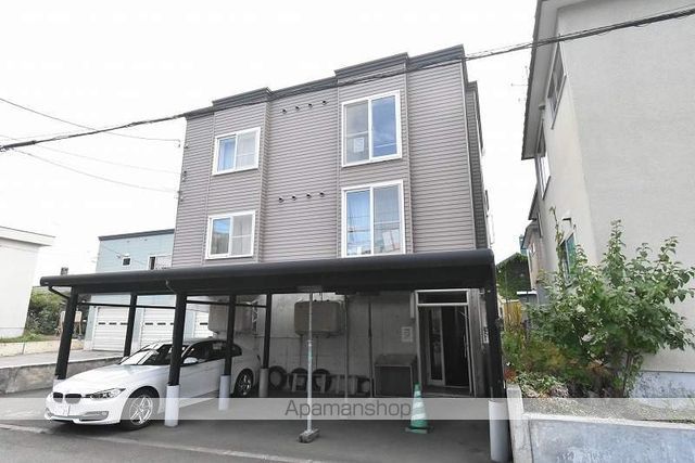 プラザ館 ドーム前Cの外観写真