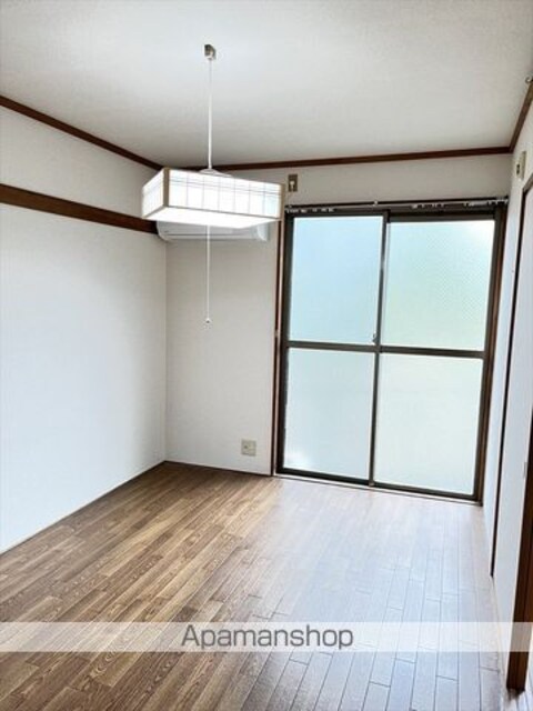 ニューハイツニシオカ[3K/40.18m2]のリビング・居間