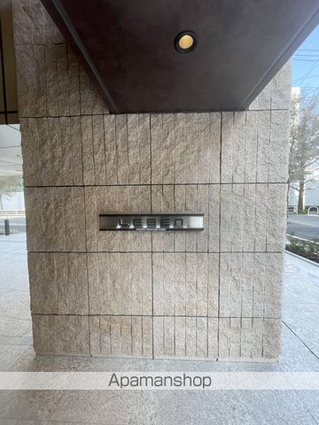 レーベン福岡天神ONE TOWERの玄関写真