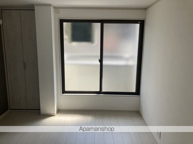 ロイヤルメゾン生野の内装写真