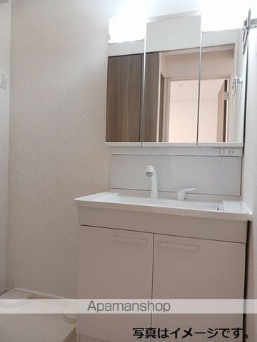 アルバ ウエストの内装写真