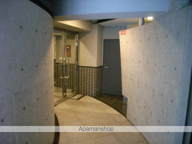 グランドシーズ大手前の外観写真