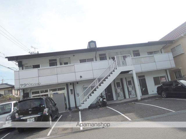 ヤタベマンションの外観写真