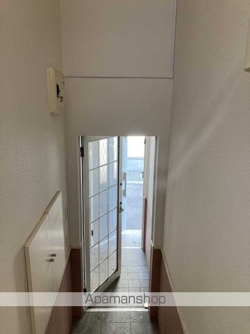 スリーステージの内装写真