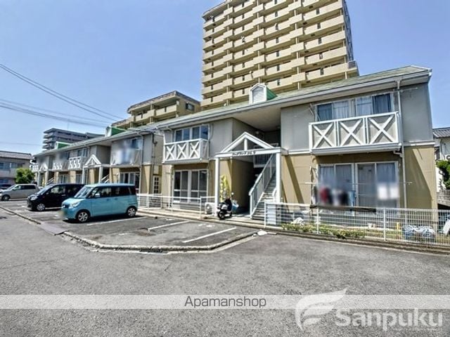 フレグランスタムラの外観写真