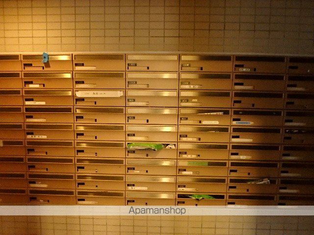アソシエール溝の口の玄関写真