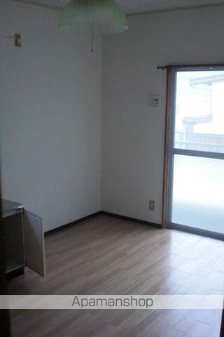 安芸高田市 2階建 築41年の内装写真
