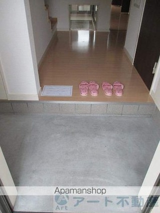 エコパティオ正円寺[3LDK/69.01m2]の玄関