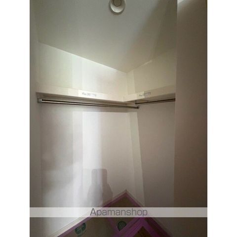 Rooms万代5の内装写真