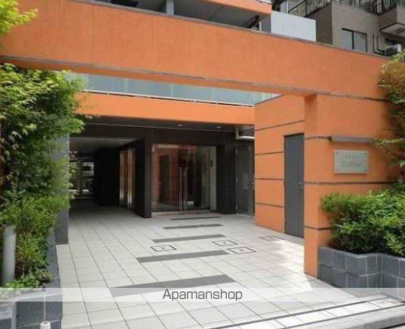 RODIA門前仲町の玄関写真