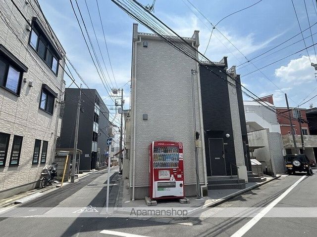 レオネクストエクセルアサヒVIIの玄関写真