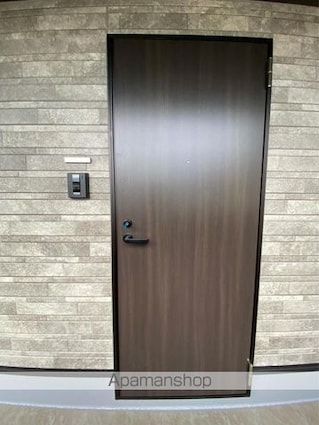 香川県高松市扇町１丁目[1LDK/32.38m2]の玄関