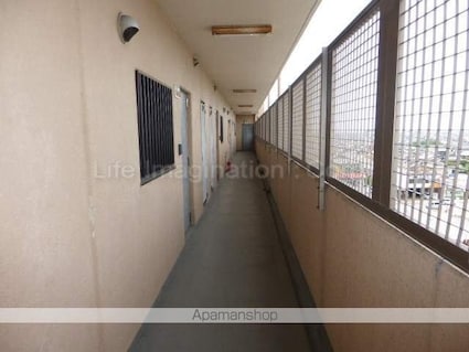 滋賀県彦根市平田町[2LDK/55.2m2]のロビー