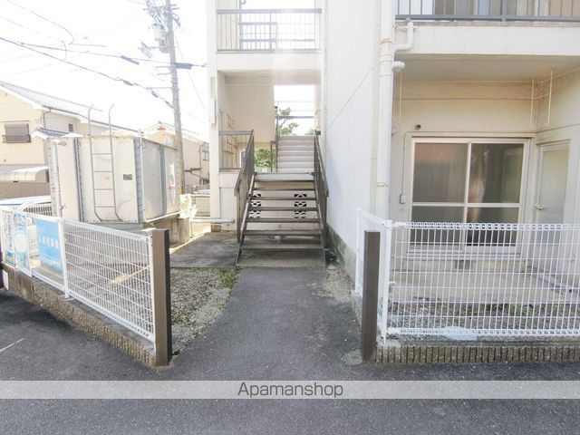 高木ハイツの玄関写真